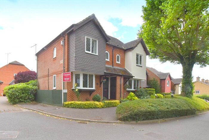 2 Bedroom End Of Terrace House For Sale In Thornleas Place, East Horsley, KT24