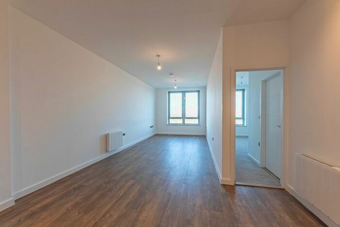 1 Bedroom Flat To Rent In Eagle Way, Great Warley, Brentwood, CM13