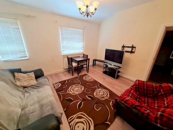 2 Bedroom Apartment To Rent In West Auckland Road, Cockerton - Darlington, DL3