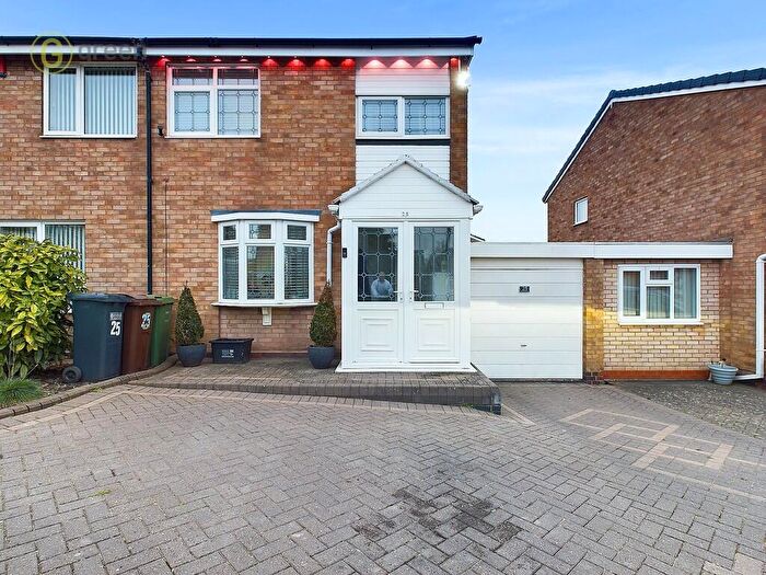 3 Bedroom Semi-Detached House For Sale In Anglesey Avenue, Smithswood, B36