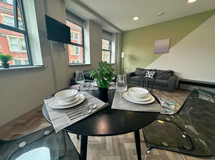 3 Bedroom Flat To Rent In Pearl Assurance House, Friar Lane, Nottingham, NG1