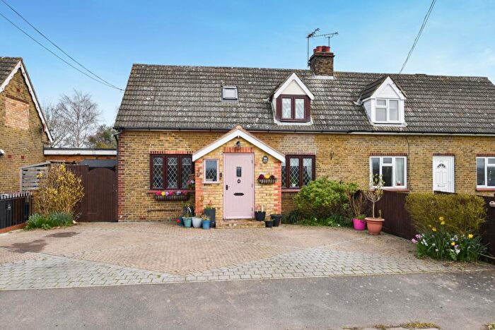 3 Bedroom Semi-Detached House For Sale In Mundon Road, Maldon, Essex, CM9