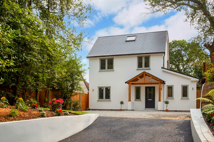 4 Bedroom Detached House For Sale In Church Lane, Chaldon, CR3