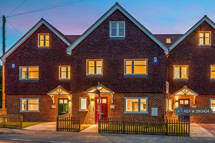 3 Bedroom Terraced House To Rent In Bramley, Guildford, GU5