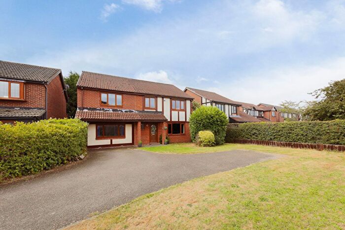 5 Bedroom Detached House For Sale In Greenhaugh, West Moor, NE12
