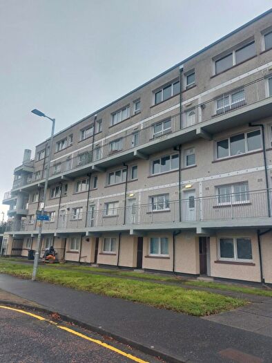 2 Bedroom Maisonette To Rent In Risk Street, Dumbarton, Dunbartonshire, G82
