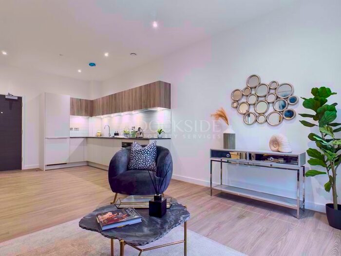 2 Bedroom Property To Rent In Quayside, Chatham Maritime, Chatham, ME4