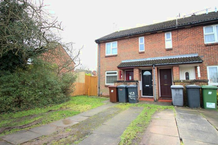 1 Bedroom Maisonette To Rent In Ashfield Avenue, Bushey, WD23