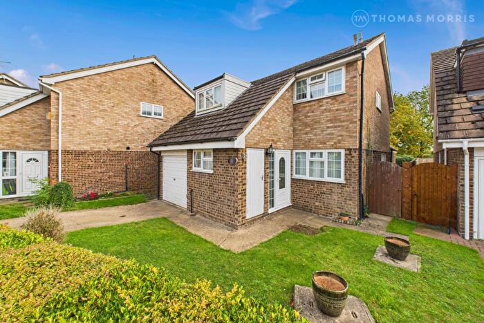 4 Bedroom Detached House For Sale In Brook Close, Upper Caldecote, Biggleswade, Bedfordshire, SG18