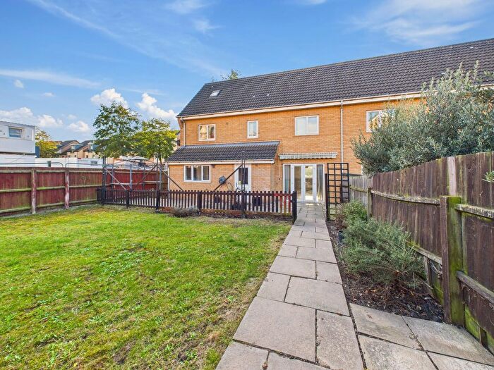 5 Bedroom End Terrace House For Sale In Silver Hill, Hampton Centre, PE7