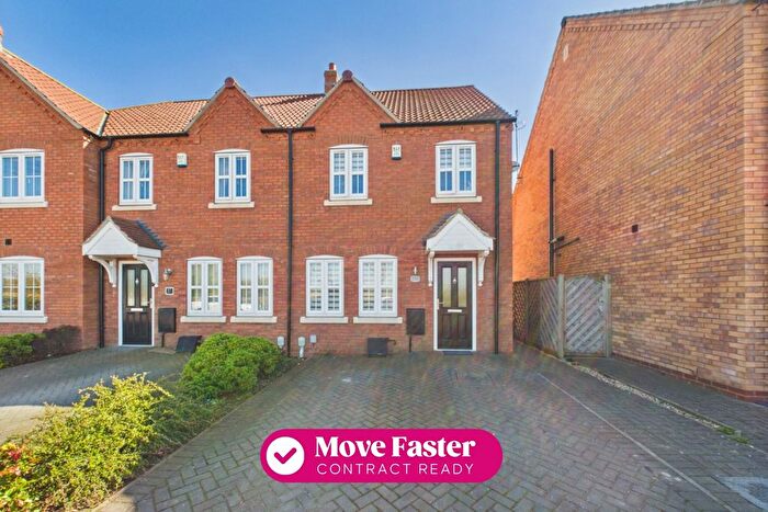 3 Bedroom End Terrace House For Sale In Furlong Drive, Hull, HU7