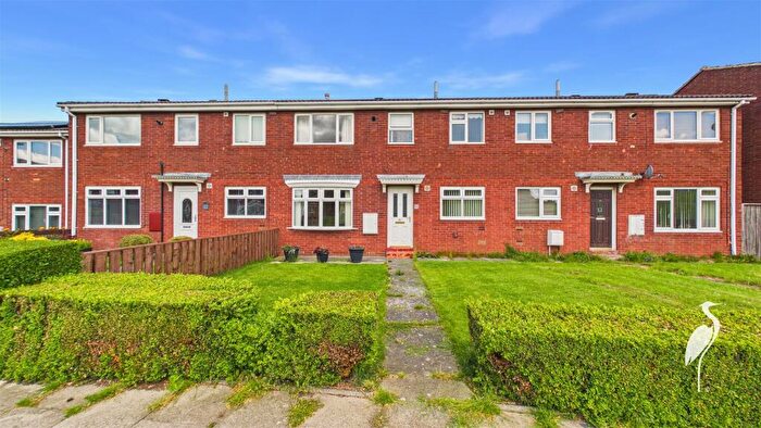 3 Bedroom Terraced House For Sale In Fairgreen Close, Hall Farm, Sunderland, SR3