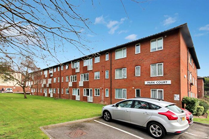 2 Bedroom Flat To Rent In Park Court, Old London Road, Patcham, BN1