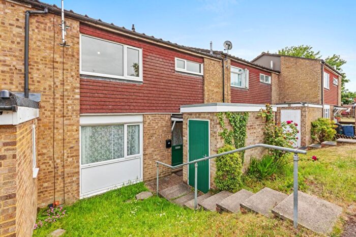 3 Bedroom Terraced House For Sale In Oakwood, Flackwell Heath, HP10