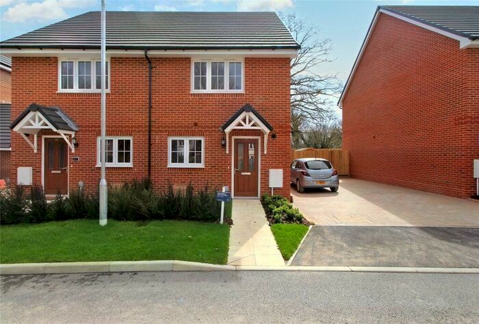 2 Bedroom Semi-Detached House To Rent In Warren Road, Alton, Hampshire, GU34