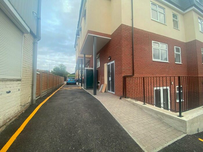 1 Bedroom Flat To Rent In Devonshire Road, Bexleyheath, Kent, DA6