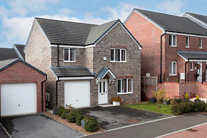 4 Bedroom Detached House For Sale In Tasker Way, Haverfordwest, SA61