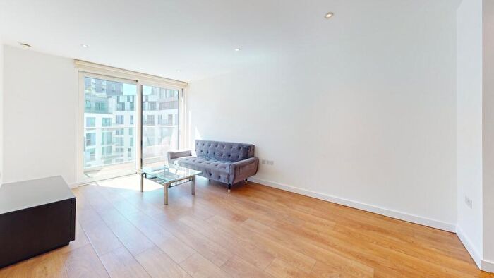 2 Bedroom Flat To Rent In Saffron Central Square, Wellesley Road, Croydon, CR0