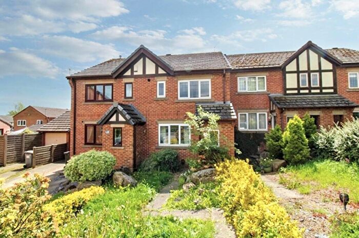2 Bedroom Town House For Sale In Wellhouse Way, Penistone, Sheffield, S36