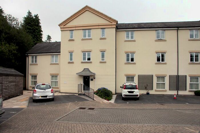 2 Bedroom Flat To Rent In Waters Edge, Tavistock, PL19