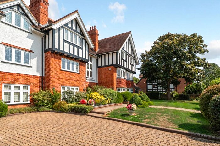 4 Bedroom Flat To Rent In St Helenas Court Luton Road, AL5