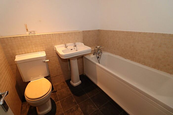 2 Bedroom Flat For Sale In Dane Road, St Leonards On Sea, TN38