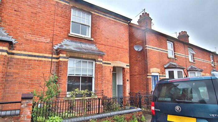 3 Bedroom End Of Terrace House For Sale In Cotteswold Road, Tewkesbury, GL20