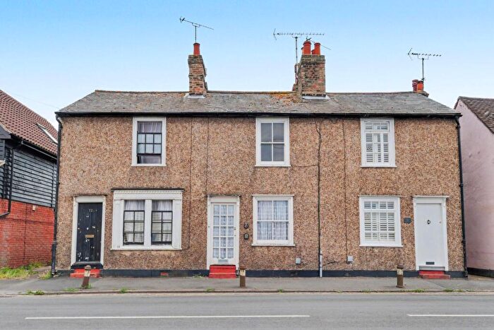 2 Bedroom Terraced House For Sale In High Street, Great Wakering, SS3