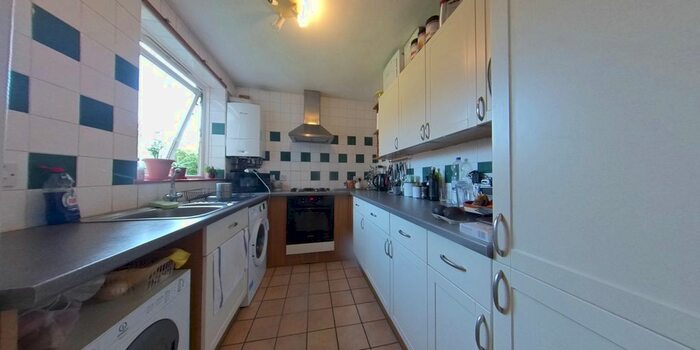 2 Bedroom Flat To Rent In Melrose Road, Southfields, SW18