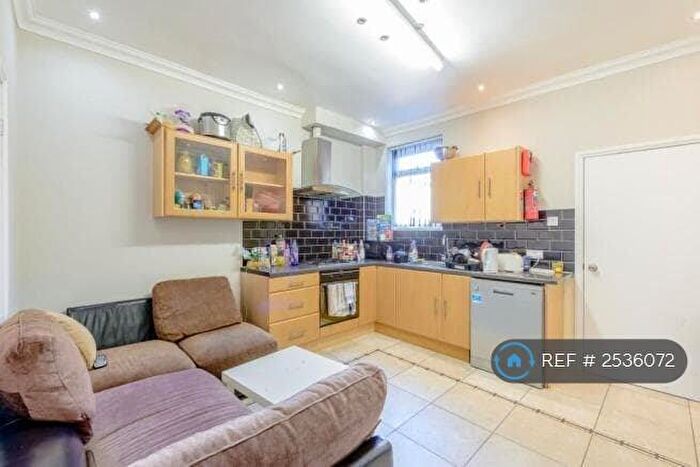 4 Bedroom Terraced House To Rent In Humber Avenue, Coventry, CV1