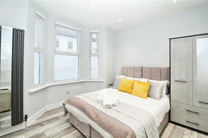 2 Bedroom Apartment To Rent In Neville Road, Croydon, CR0