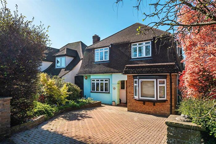 4 Bedroom House For Sale In Randalls Road, Leatherhead, KT22