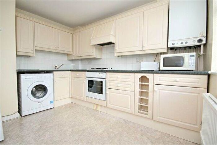 1 Bedroom Flat To Rent In Marley Walk, Willesden Green, NW2