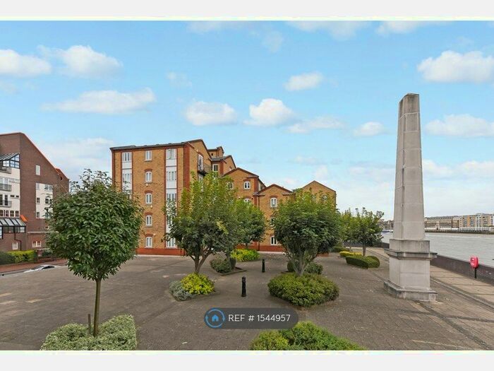 4 Bedroom Flat To Rent In Pennington Court, London, SE16