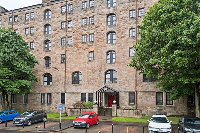 2 Bedroom Flat To Rent In Bell Street, City Centre, Glasgow, G4