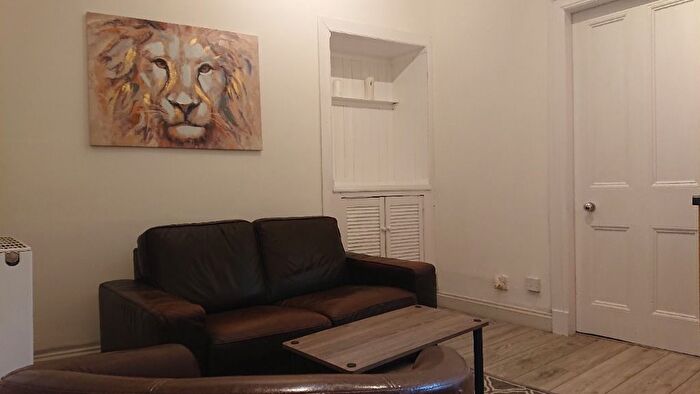 1 Bedroom Flat To Rent In Leadside Road, Rosemount, Aberdeen, AB25