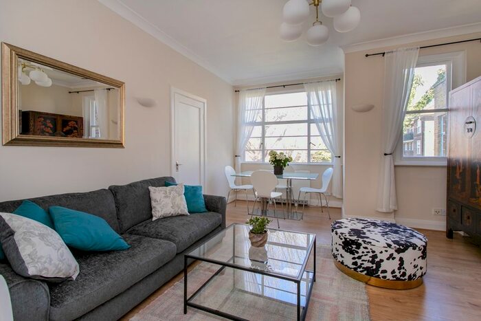 1 Bedroom Flat To Rent In Clapham Common North Side, London, SW4