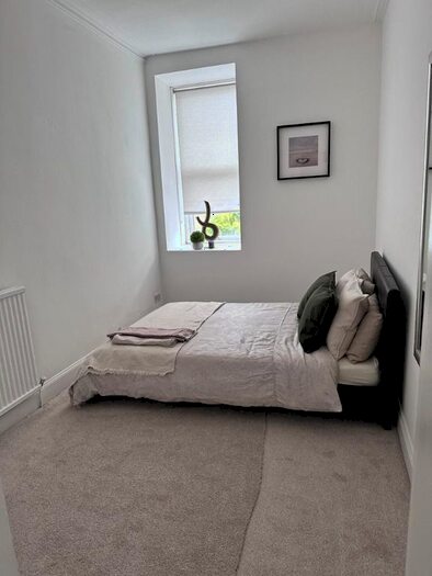 1 Bedroom Flat To Rent In Howard Street, Paisley, Renfrewshire, PA1