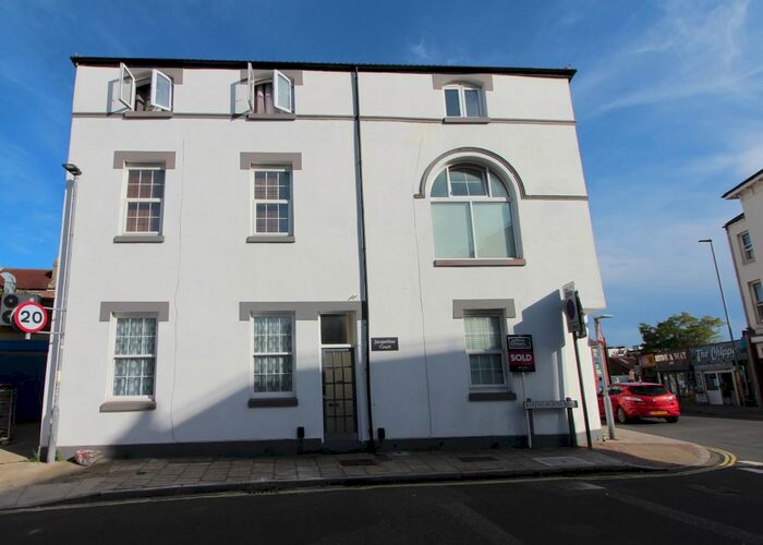 1 Bedroom Flat To Rent In Clarendon Road, Southsea, PO5