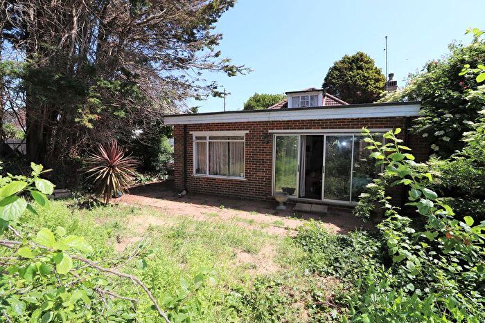 2 Bedroom Bungalow For Sale In Keymer Crescent, Goring-by-Sea, BN12