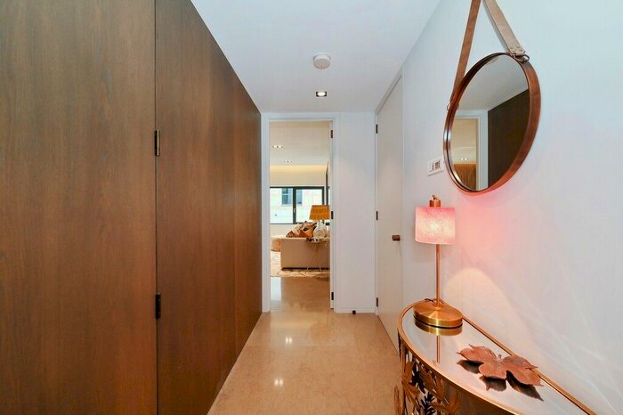 1 Bedroom Flat To Rent In Babmaes Street, St James, SW1Y