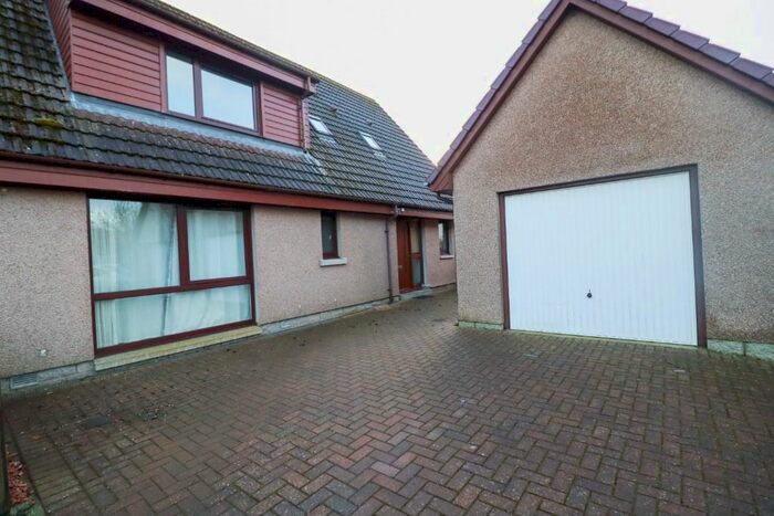 3 Bedroom Semi-Detached House To Rent In Duff Drive, Oldmeldrum, Aberdeenshire, AB51