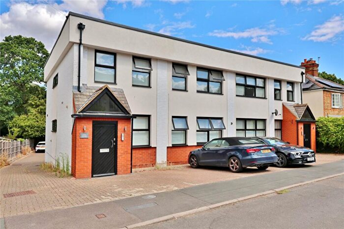 1 Bedroom Apartment For Sale In Copse Road, St. John's, Woking, Surrey, GU21