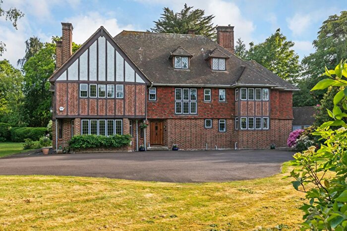 7 Bedroom Detached House To Rent In Winchester Road, Chilworth, SO16