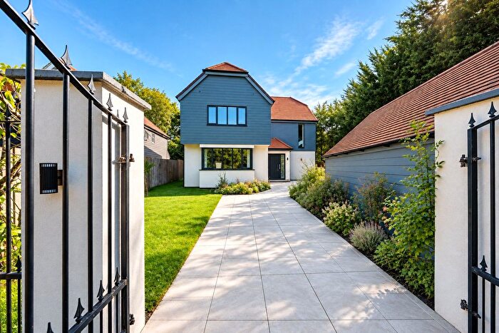 5 Bedroom Detached House For Sale In Warmlake Road, Sutton Valence, Maidstone, ME17