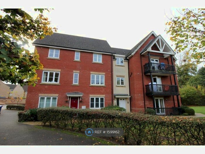 2 Bedroom Flat To Rent In Worsdell Close, Ipswich, IP2