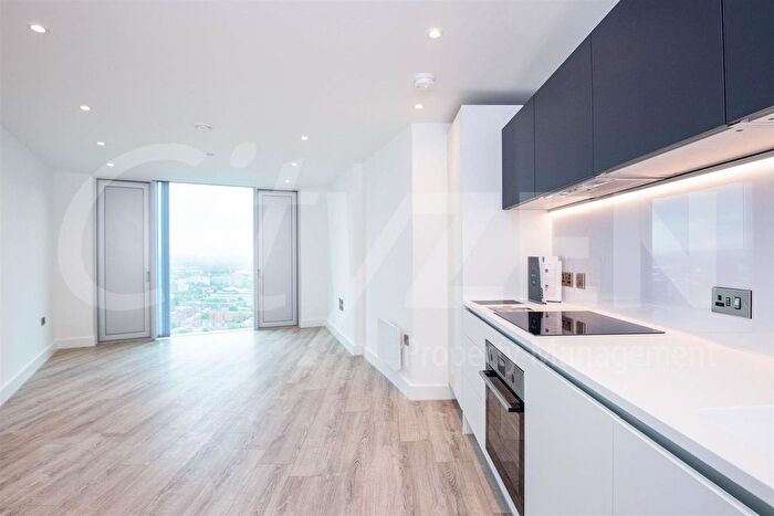 1 Bedroom Flat To Rent In Silvercroft Street, Manchester, M15