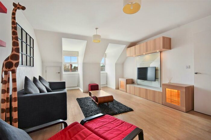 1 Bedroom Apartment To Rent In High Street, Northwood, Middlesex, HA6