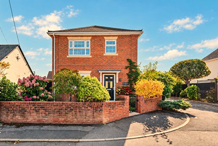 3 Bedroom Detached House For Sale In Beta Road, Chobham, GU24