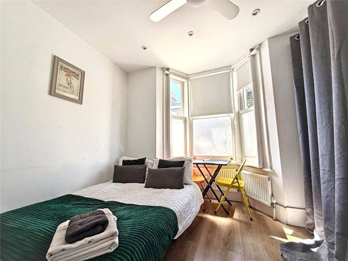 Studio To Rent In Sudlow Road, London, SW18